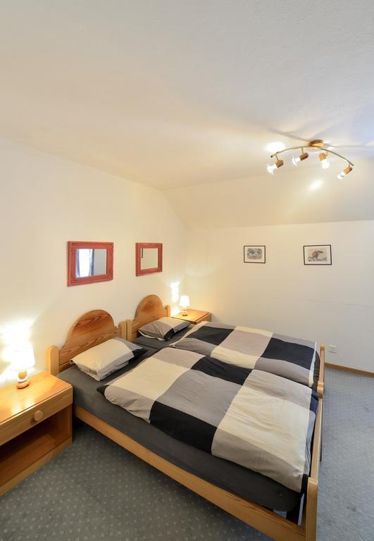 Hotel-Restaurant De La Tour 部屋 写真
