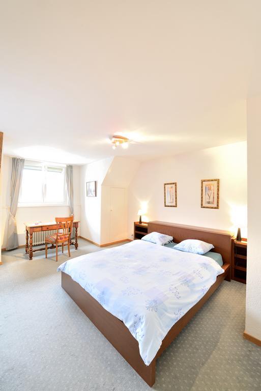 Hotel-Restaurant De La Tour 部屋 写真